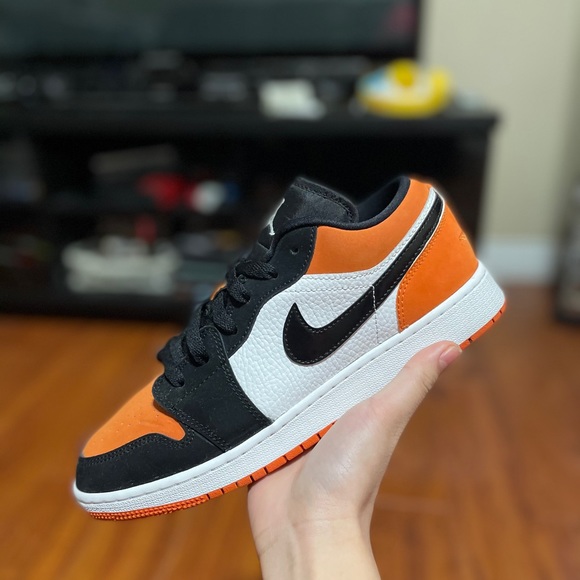 JORDAN 1 LOW GS SHATTERED BACKBOARD - Picture 2 of 7